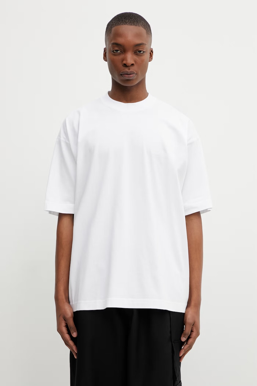 VETEMENTS cotton t-shirt Oval Logo Oversized white color with a VETEMENTS cotton t-shirt Oval Logo Oversized white color with a