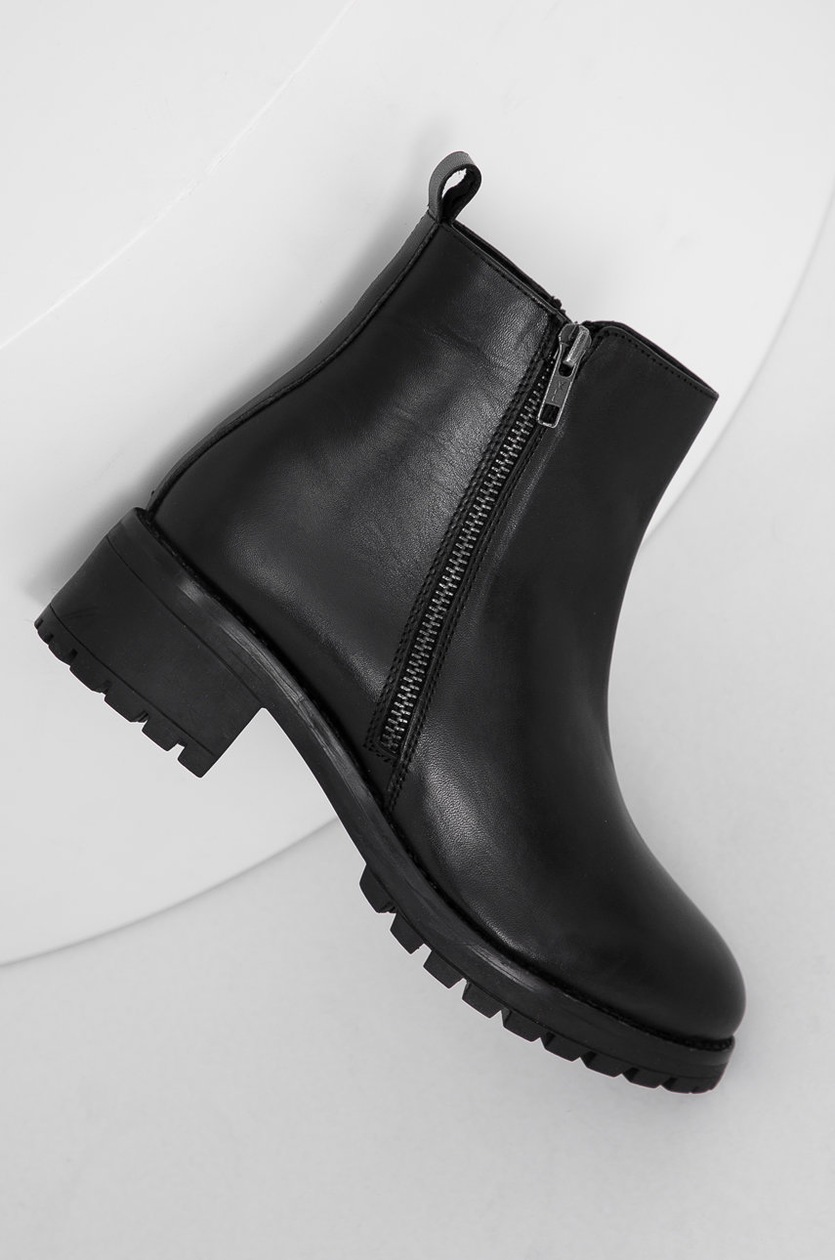 maci zippered ankle boot