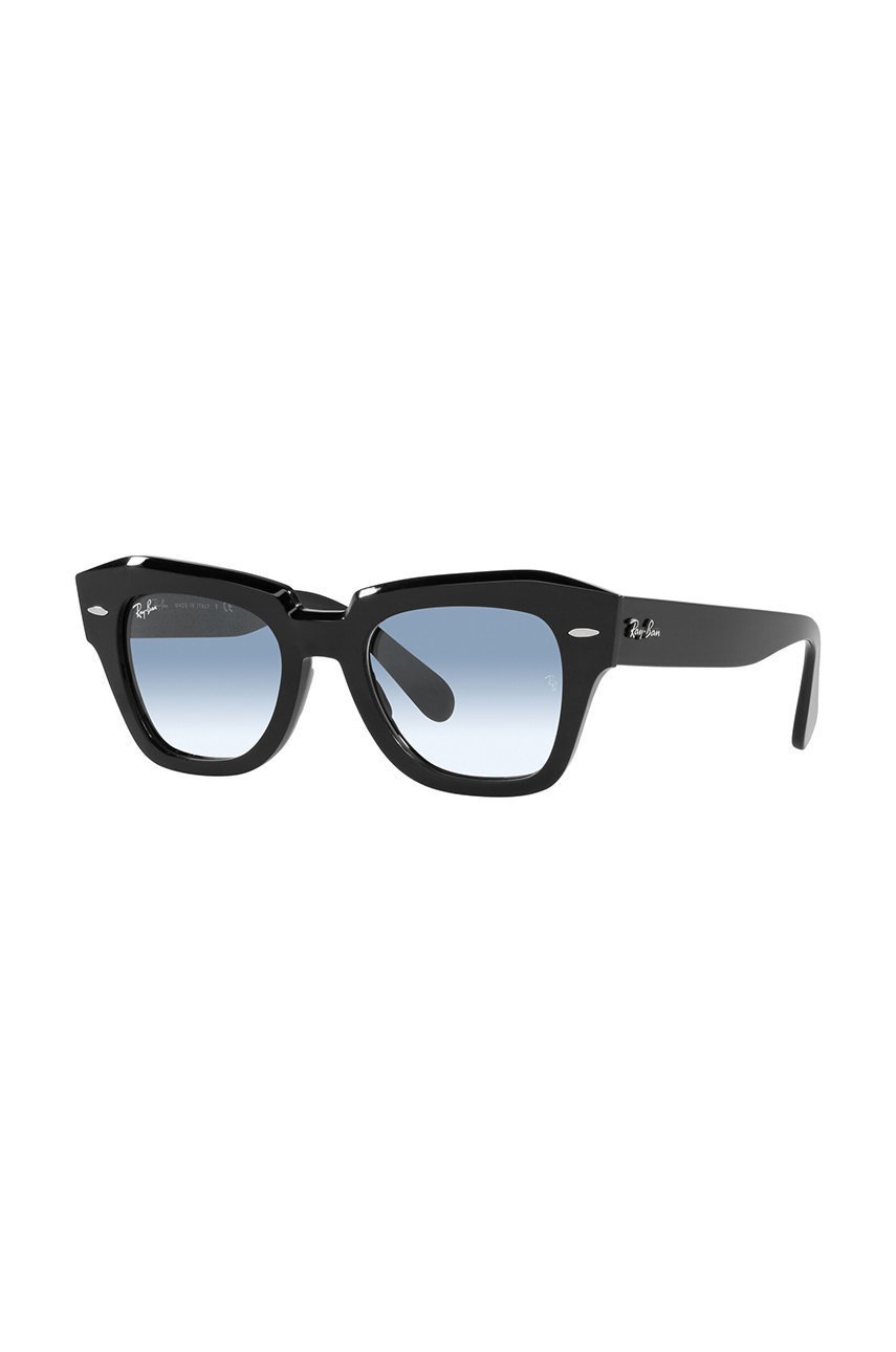 

Слънчеви очила Ray-Ban STATE STREET в черно 0RB2186, Черен