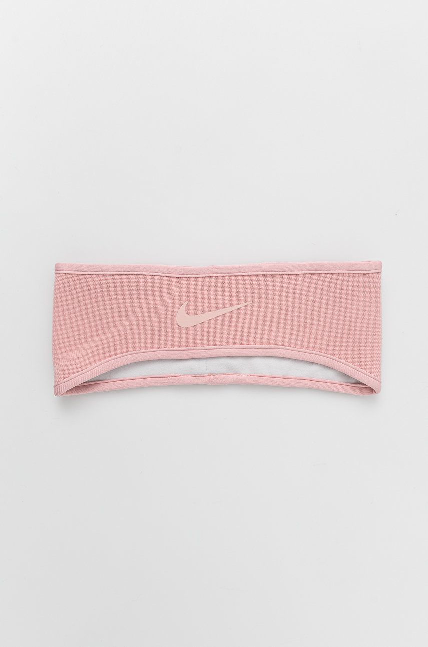 Nike bentita culoarea roz
