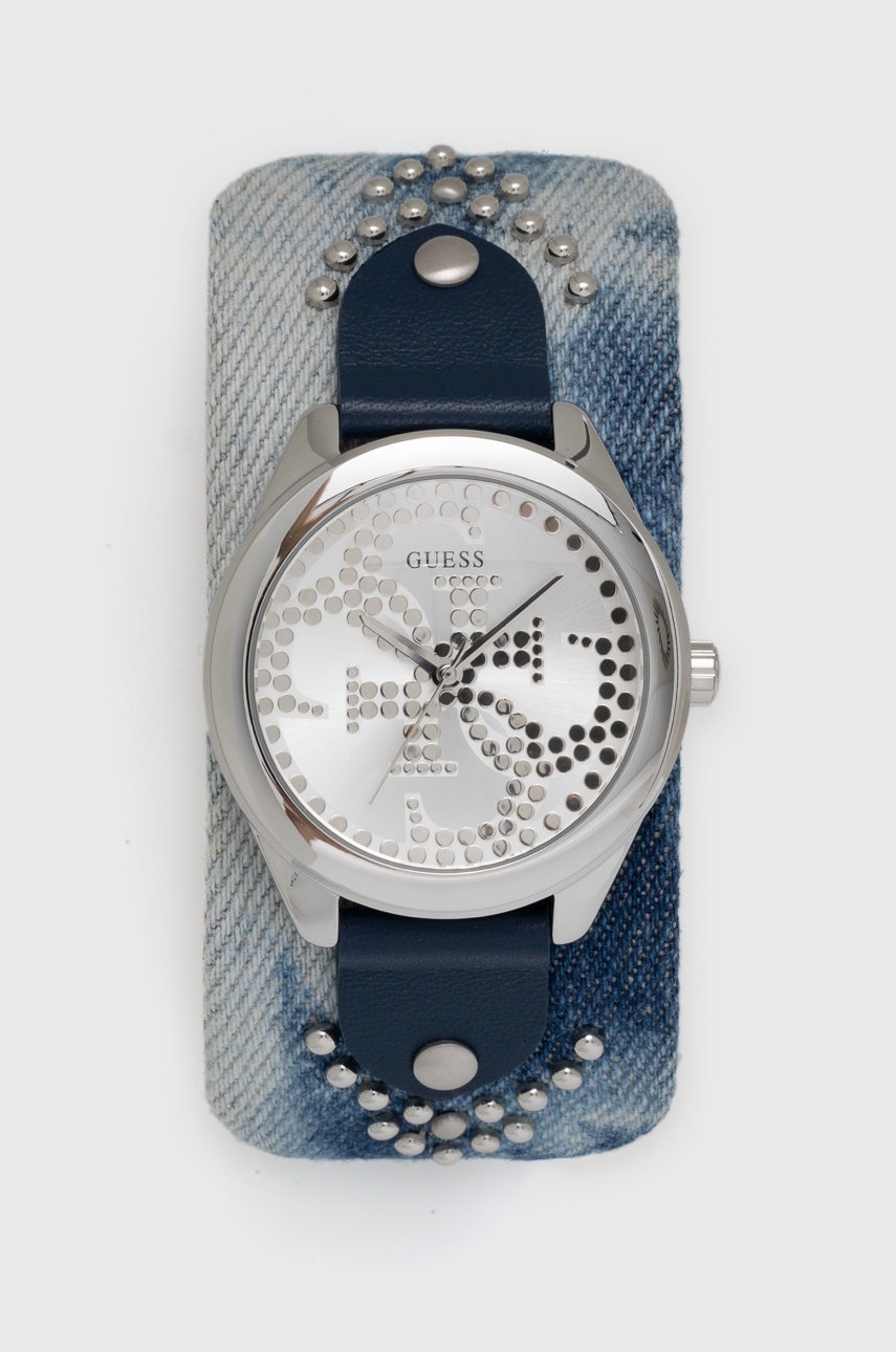 

Часы Guess женский цвет серебрянный