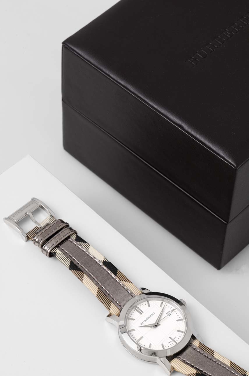 

Годинник Burberry BU1392 жіночий колір срібний