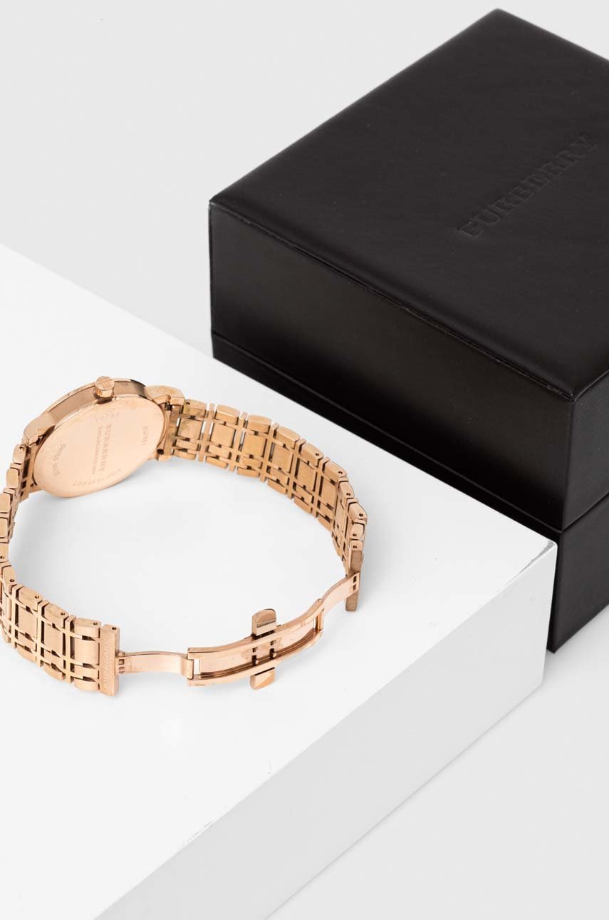 

Часы Burberry женский цвет золотой
