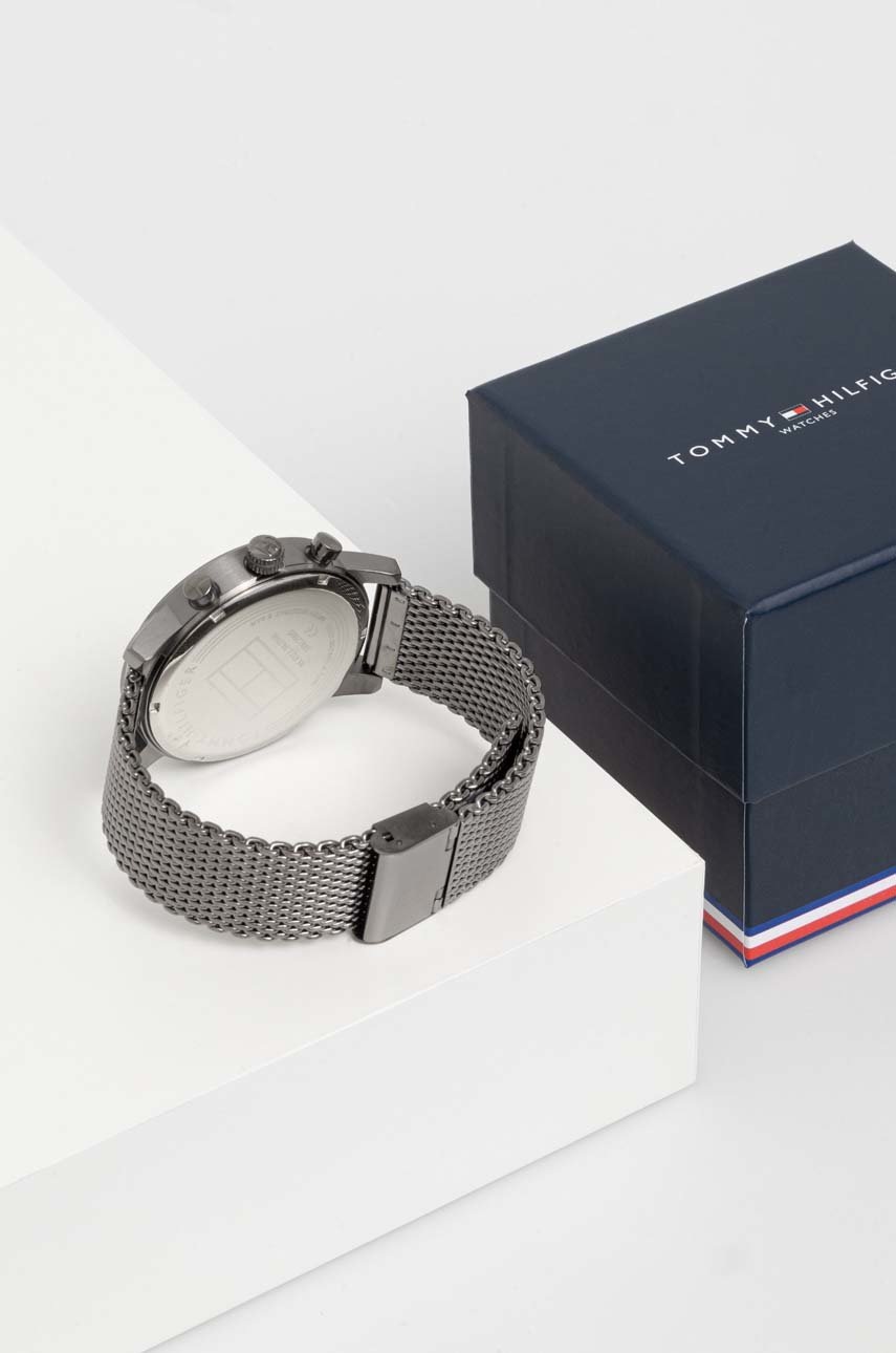 

Годинник Tommy Hilfiger чоловічий колір сірий