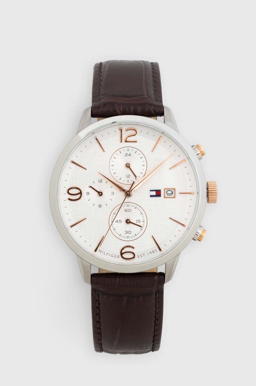 

Часы Tommy Hilfiger мужской цвет коричневый