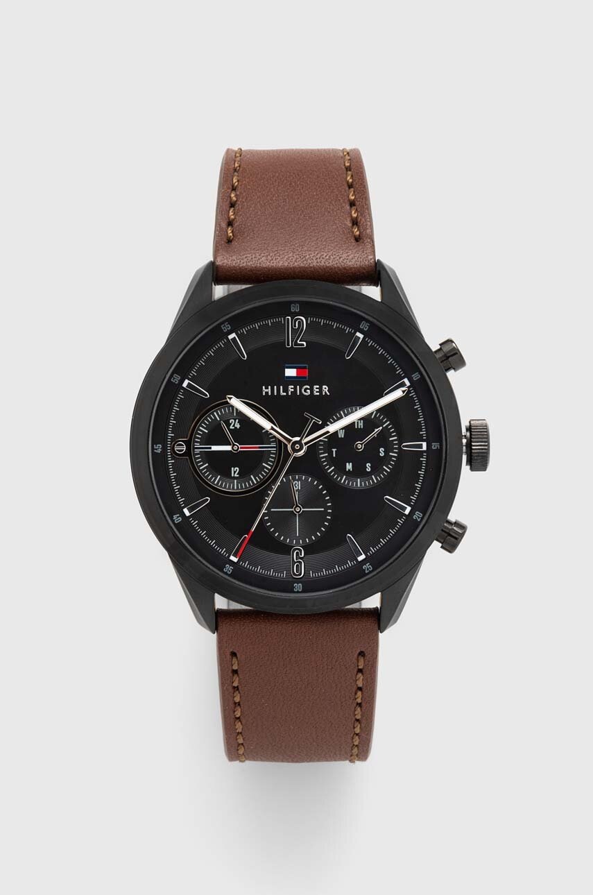 

Часы Tommy Hilfiger мужской цвет коричневый