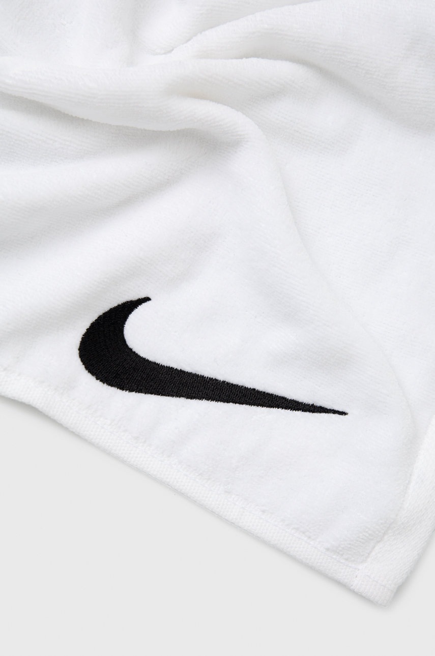 

Полотенце Nike цвет белый