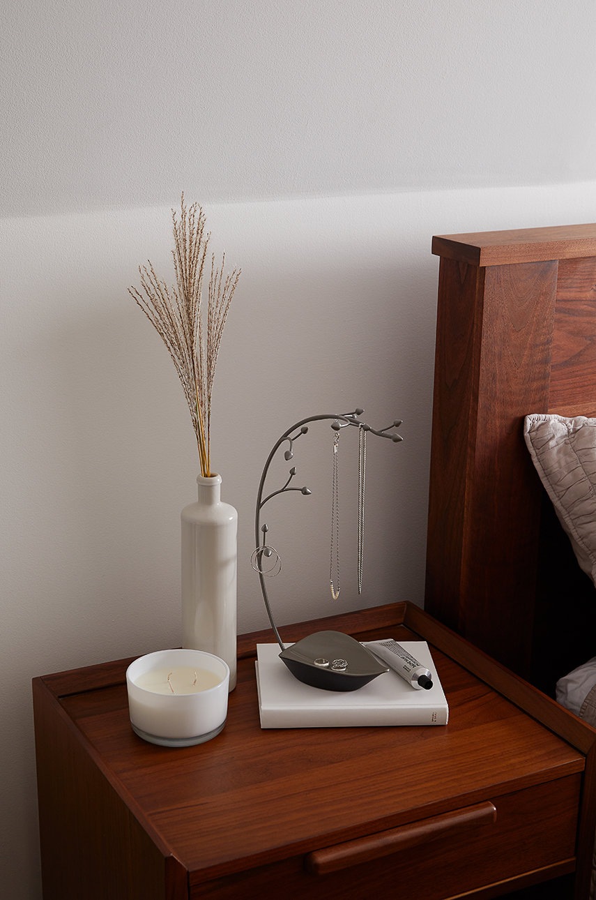 Umbra - Σταντ για κοσμήματα φωτογραφία