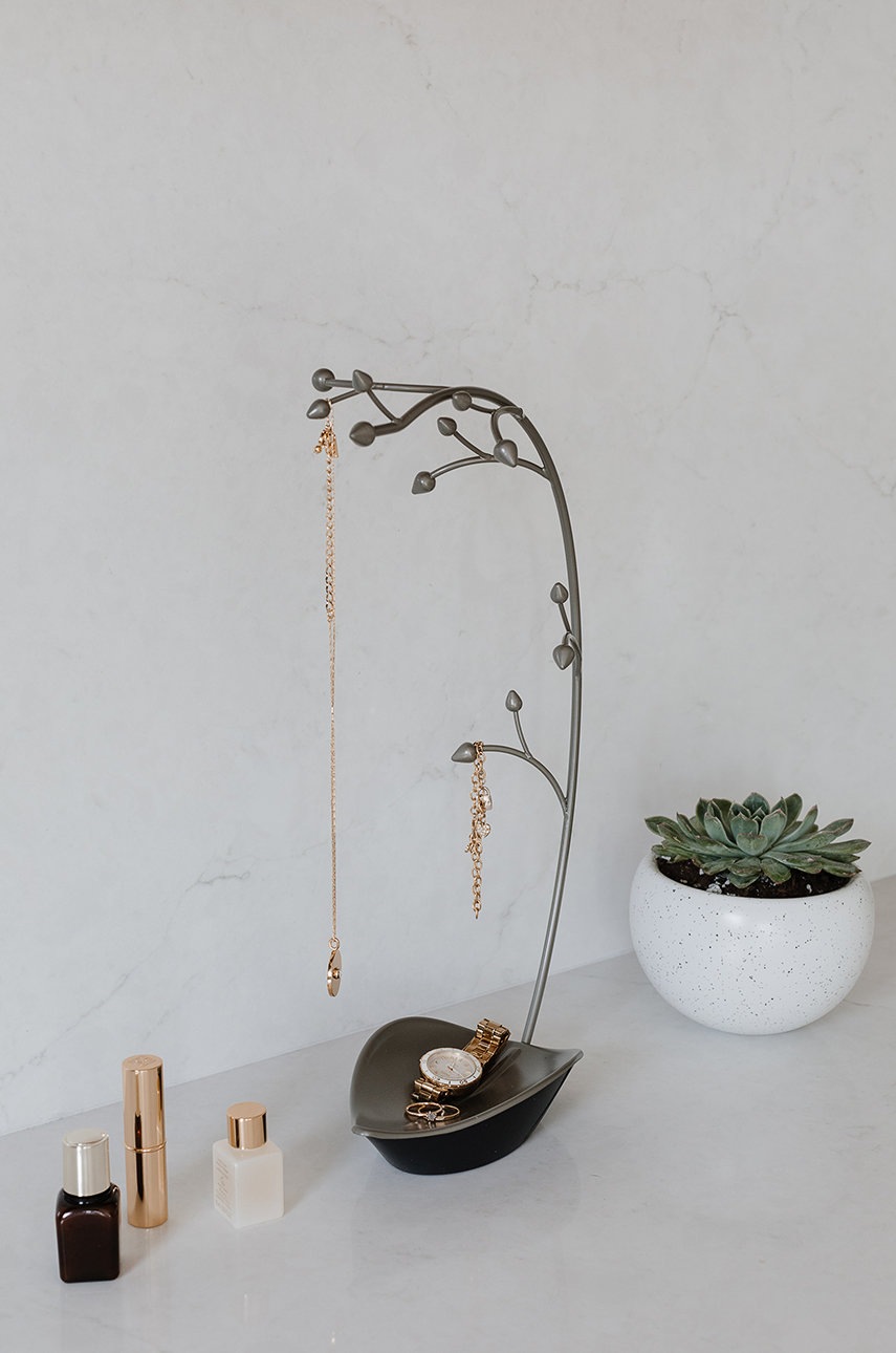 Umbra - Σταντ για κοσμήματα φωτογραφία