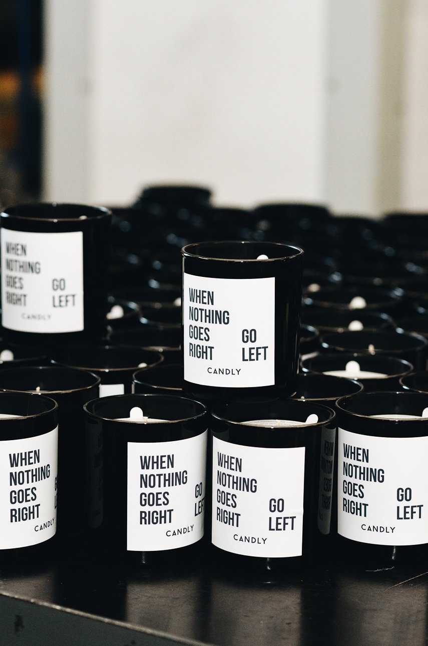 Candly - Αρωματικό κερί σόγιας So it turns out that being an adult is mostly just googling hot to do stuff φωτογραφία