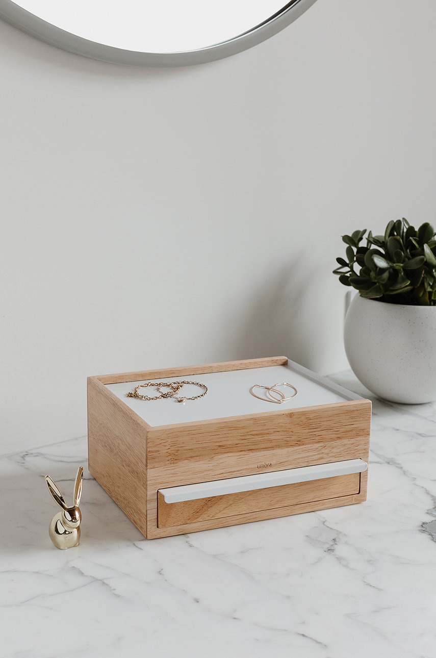 Umbra - Οργανωτής κοσμημάτων φωτογραφία