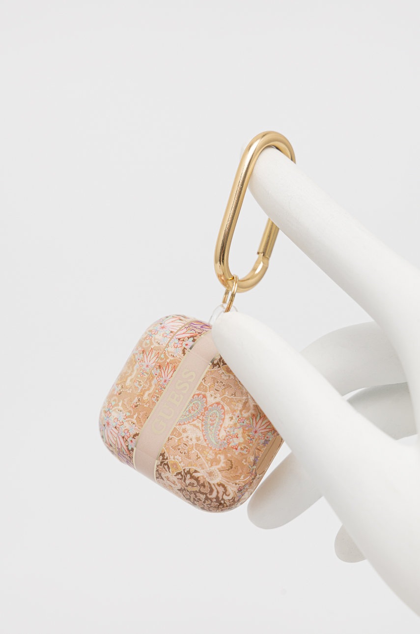 

Чехол на airpods Guess Airpods Cover цвет золотой