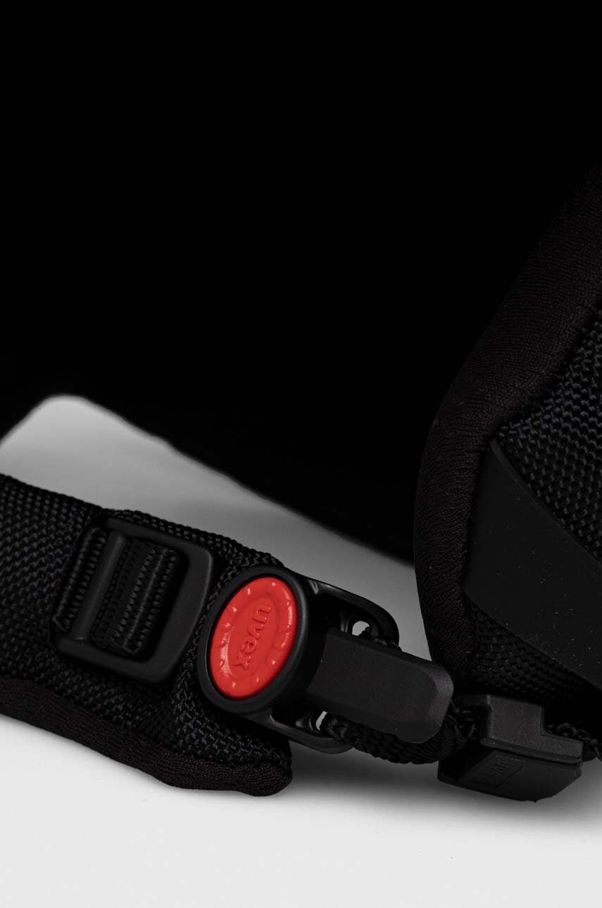 Lyžařská přilba Uvex Stance MIPS