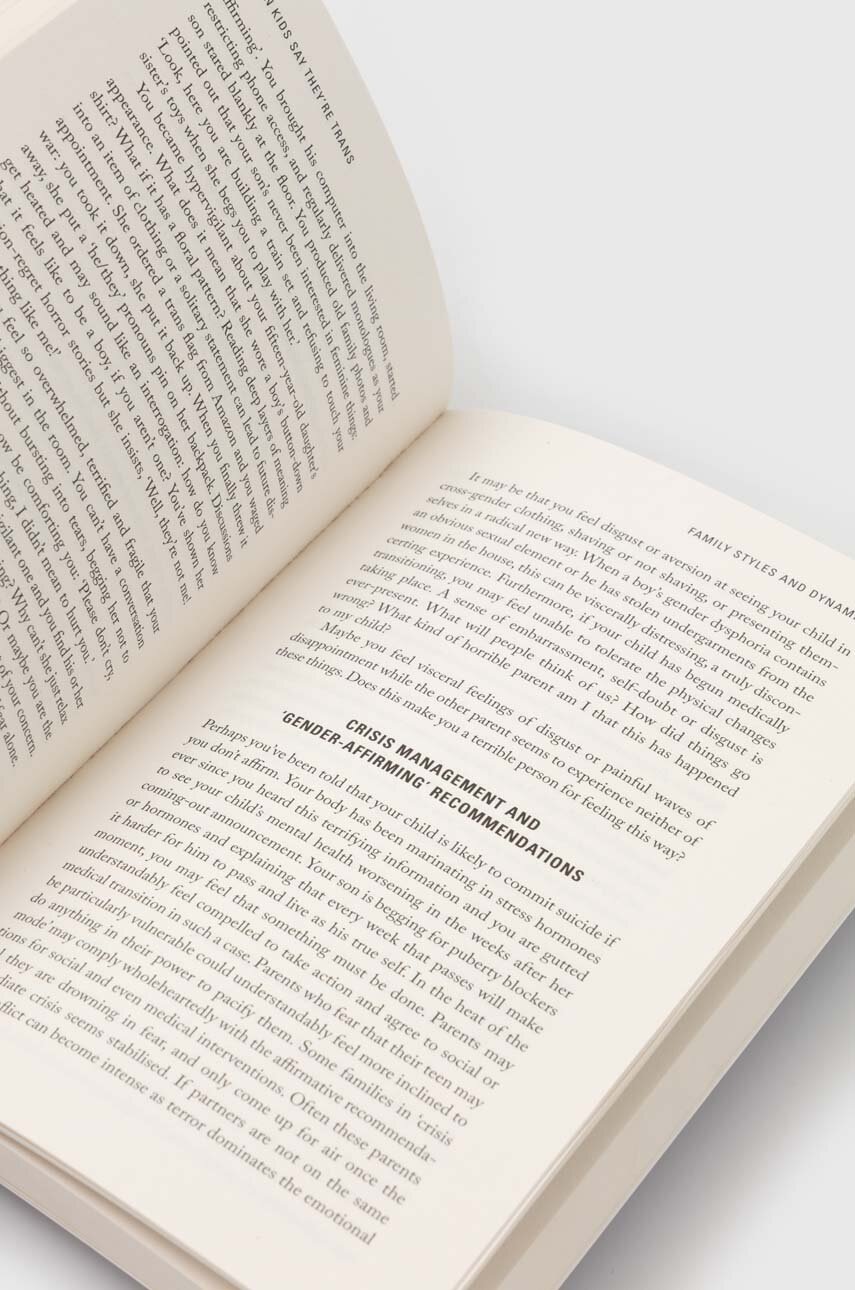 Βιβλίο Universe Publishing When Kids Say They'Re TRANS : A Guide for Thoughtful Parents φωτογραφία