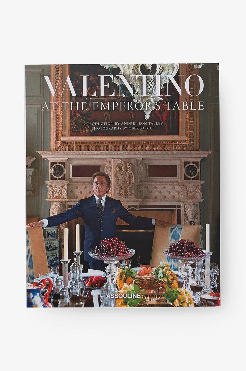 Assouline carte Valentino: At the Emperor\'s Table by Valentino Garavani, English