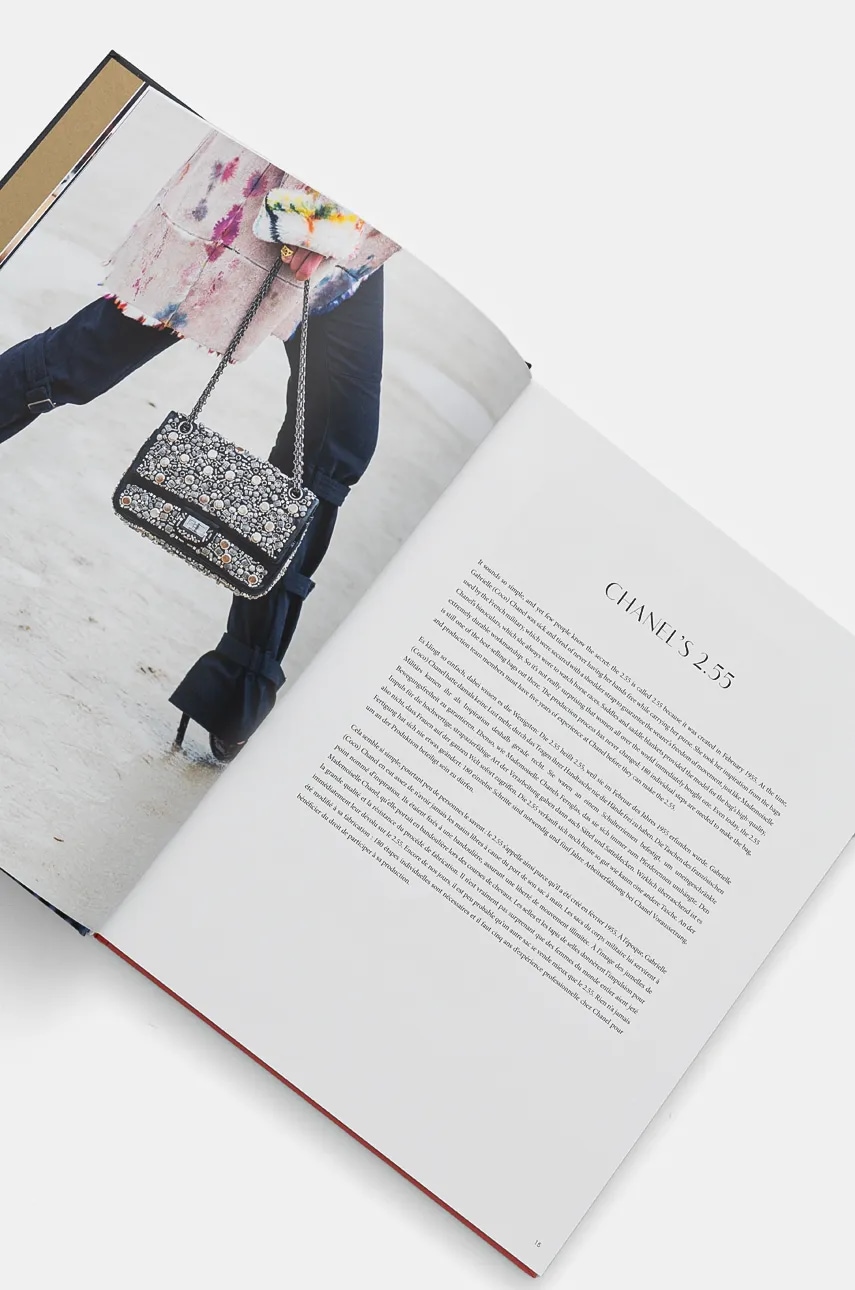 Книга home & lifestyle For the Love of Bags by Julia Werner, Dennis Braatz, English цвет чёрный Книга home & lifestyle For the Love of Bags by Julia Werner, Dennis Braatz, English цвет чёрный