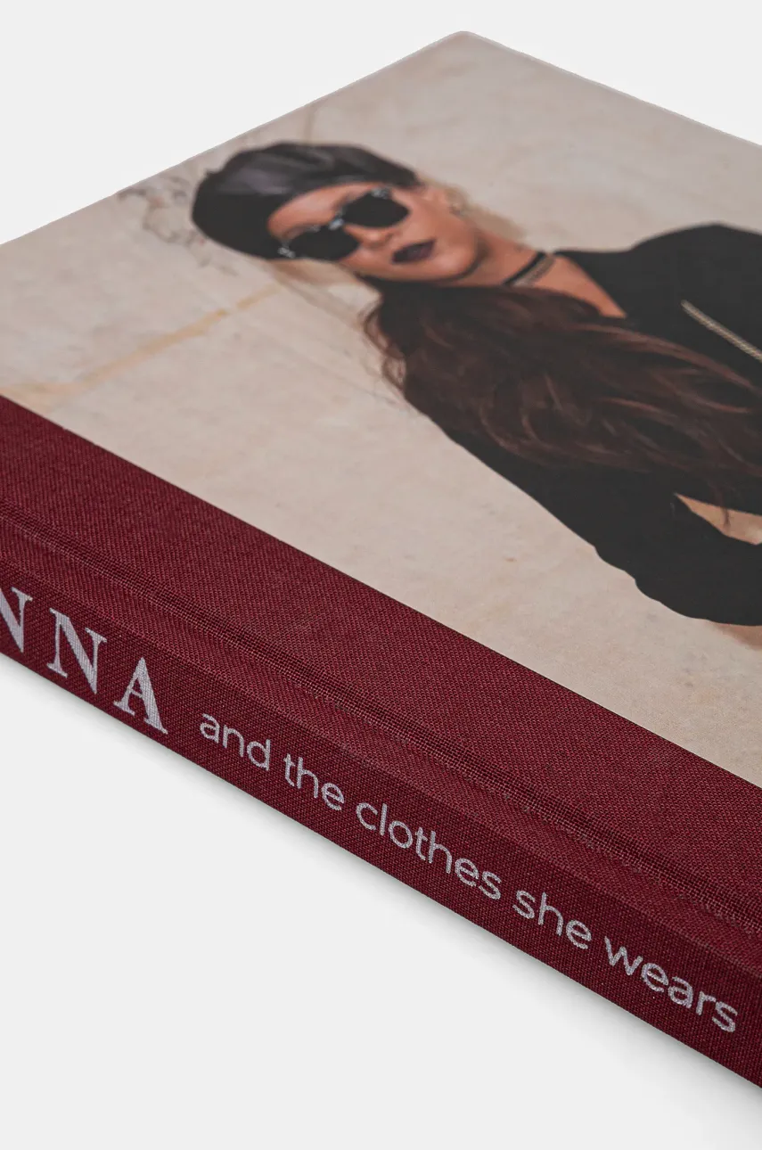 Книга ACC Art Books Rihanna by Terry Newman, English Книга ACC Art Books Rihanna by Terry Newman, English