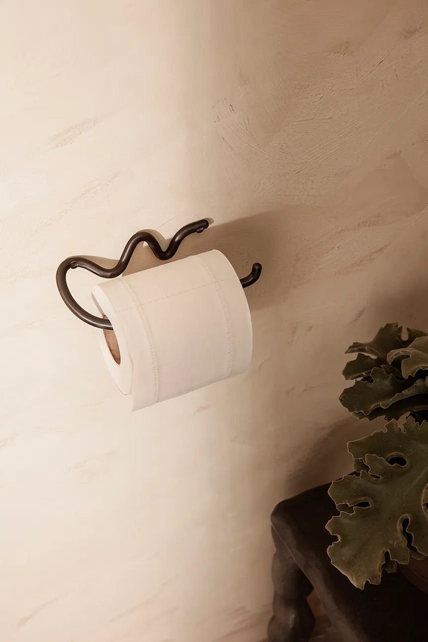 Держатель для туалетной бумаги ferm LIVING Curvature цвет чёрный Держатель для туалетной бумаги ferm LIVING Curvature цвет чёрный