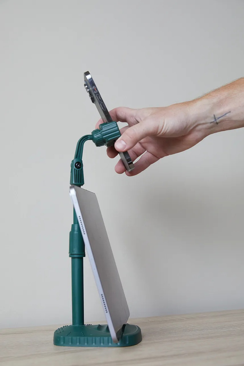 Βάση τηλεφώνου Gentlemen's Hardware Phone Tripod χρώμα: πράσινο φωτογραφία