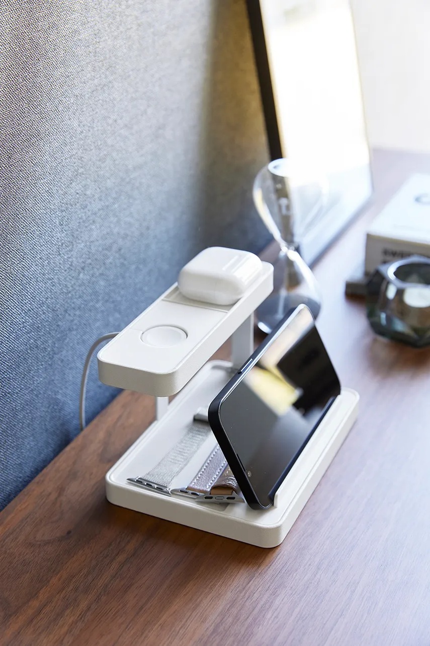 Ράφι για ηλεκτρονικές συσκευές Yamazaki Tower χρώμα: άσπρο φωτογραφία