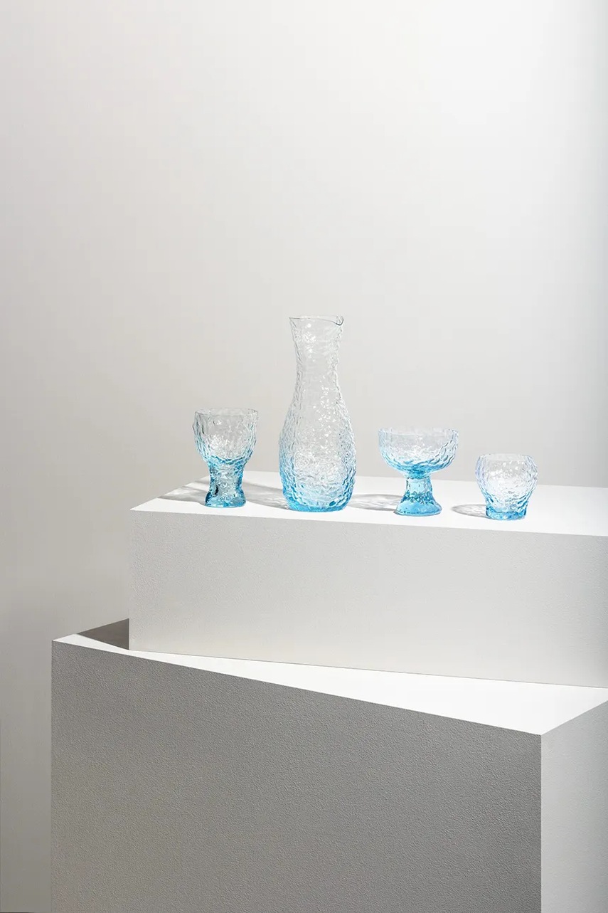 Καράφα κρασιού Kosta Boda Moss 1,42 L χρώμα: μπλε φωτογραφία