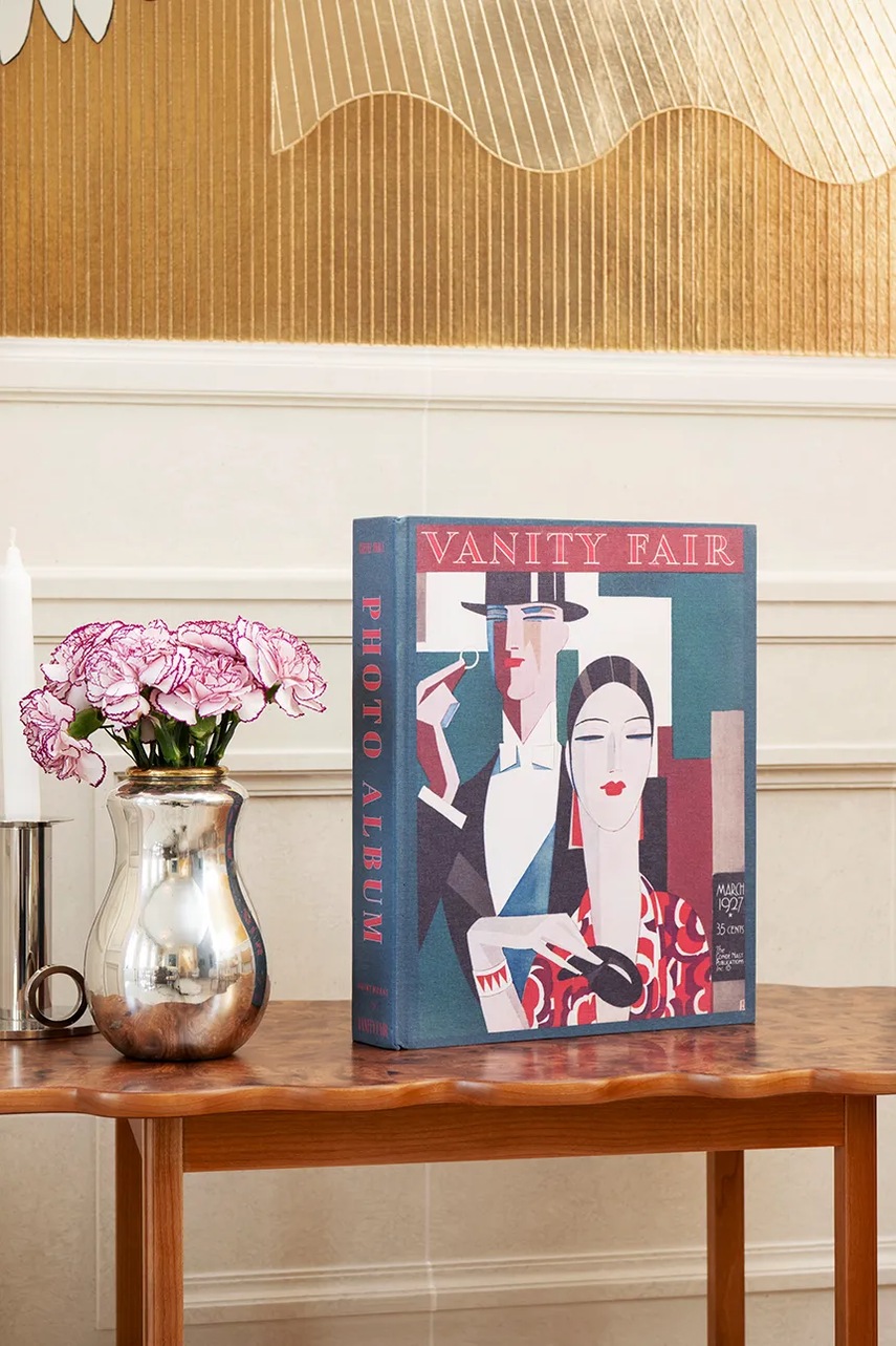 Άλμπουμ φωτογραφιών Printworks Vanity Fair March 19 φωτογραφία