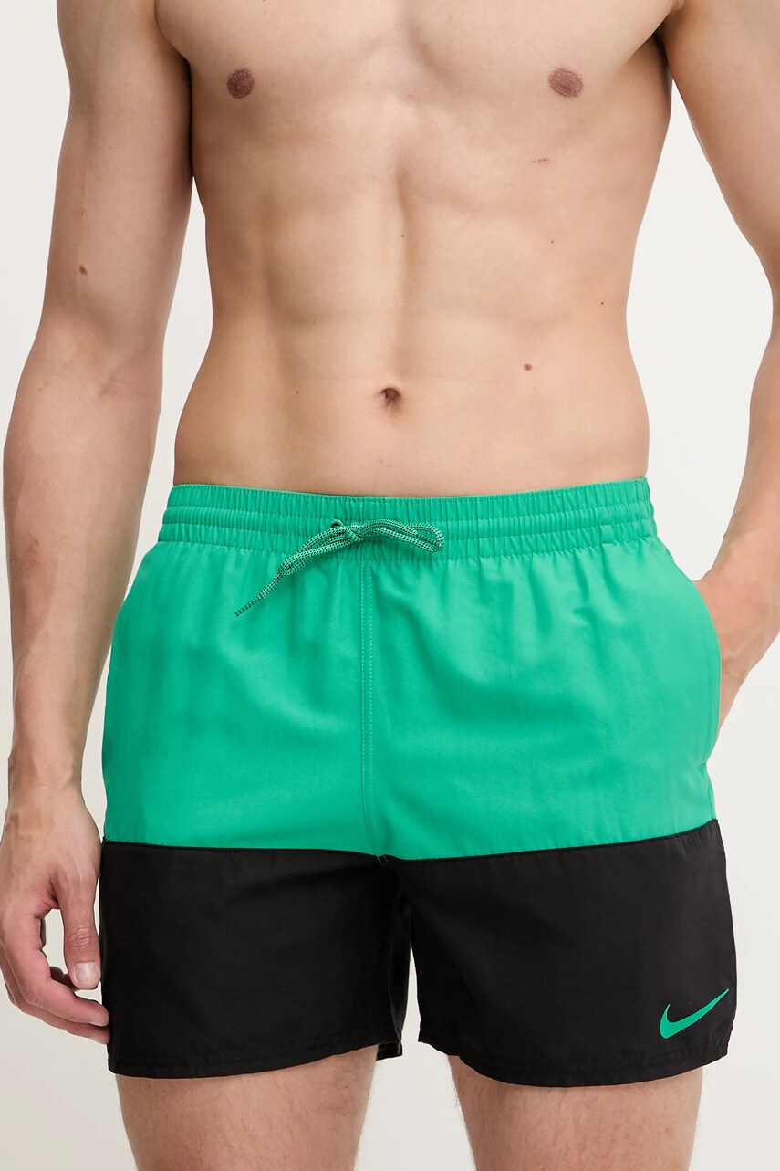 Levně Plavkové šortky Nike Split modrá barva