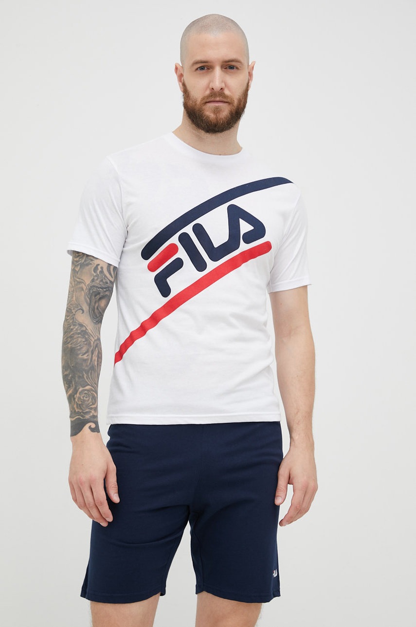 

Хлопковая пижама Fila цвет белый с принтом