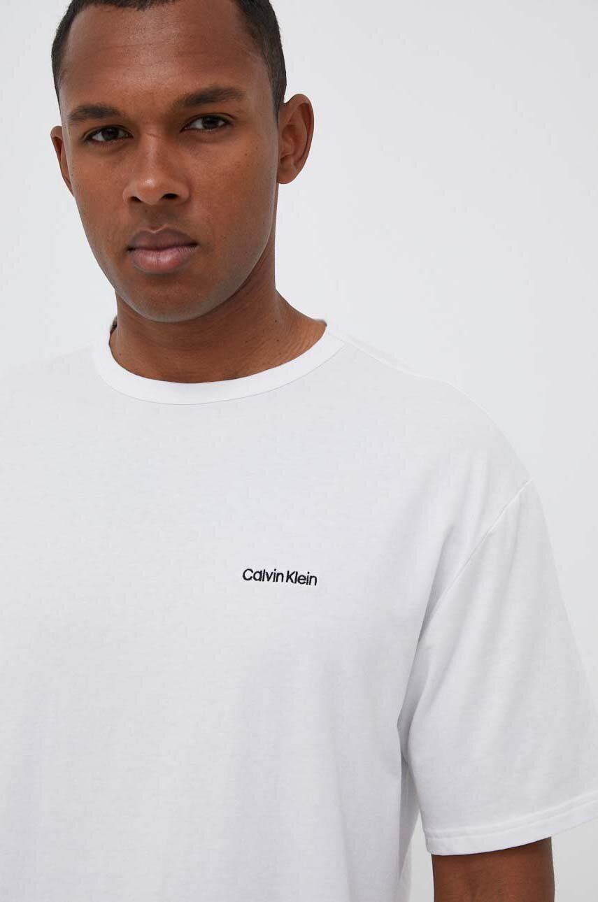 Levně Pyžamové tričko Calvin Klein Underwear bílá barva