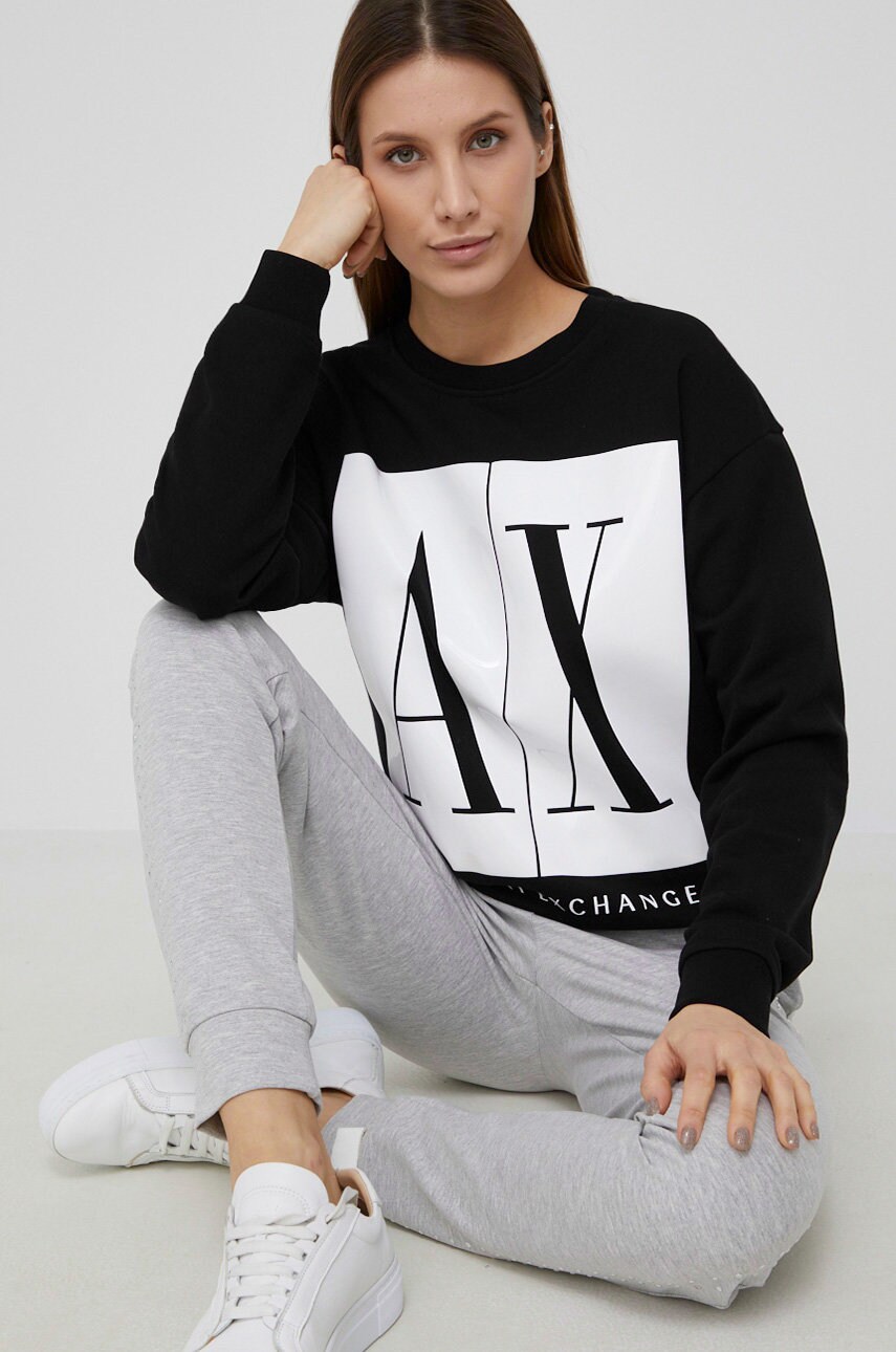 

Памучен суичър Armani Exchange дамски в черно с апликация, Черен