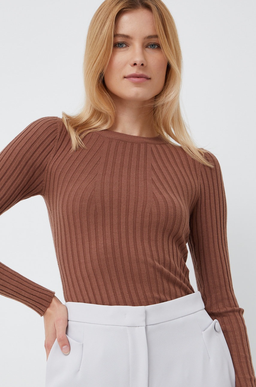 

Пуловер Vero Moda дамски в кафяво от лека материя, Кафяв