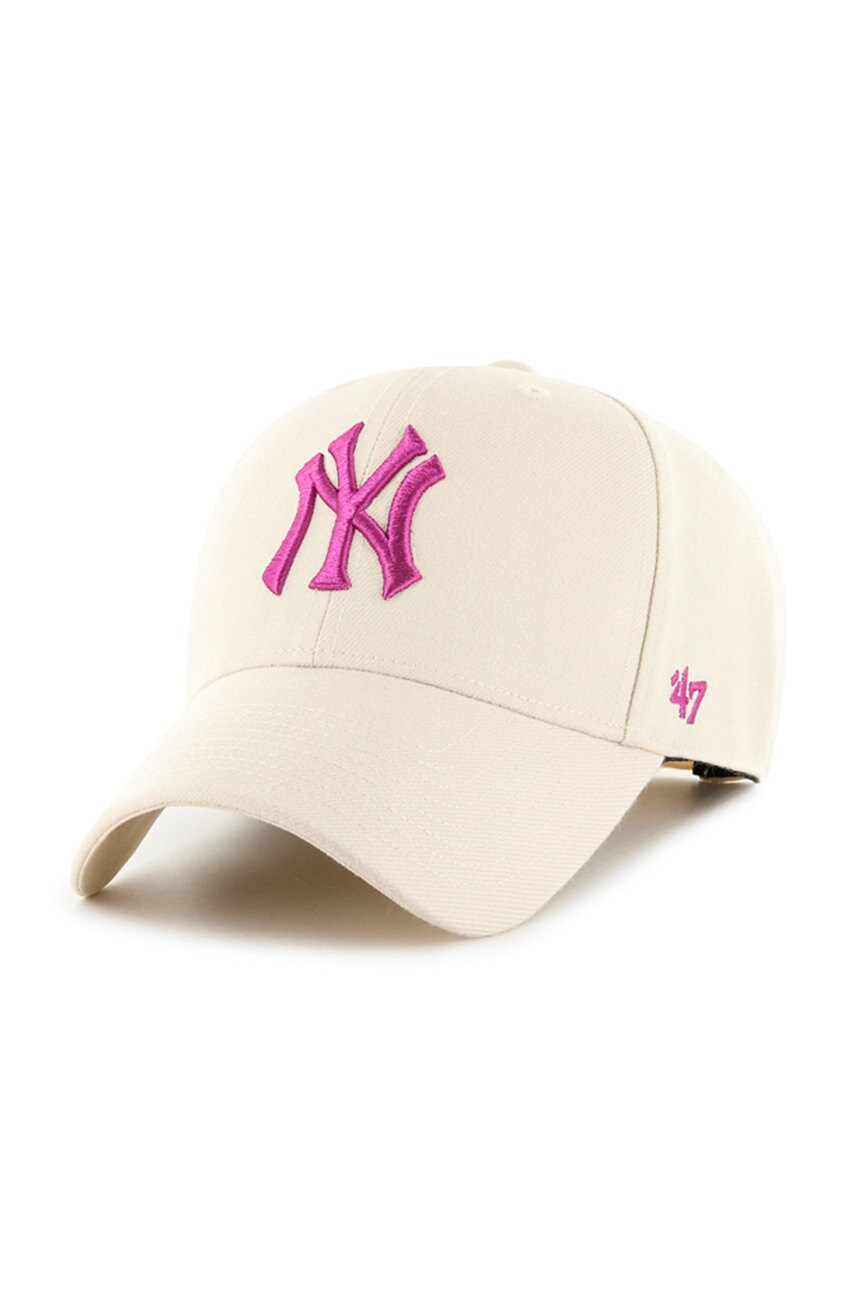 

Шапка 47brand New York Yankees в бяло с апликация, Бял
