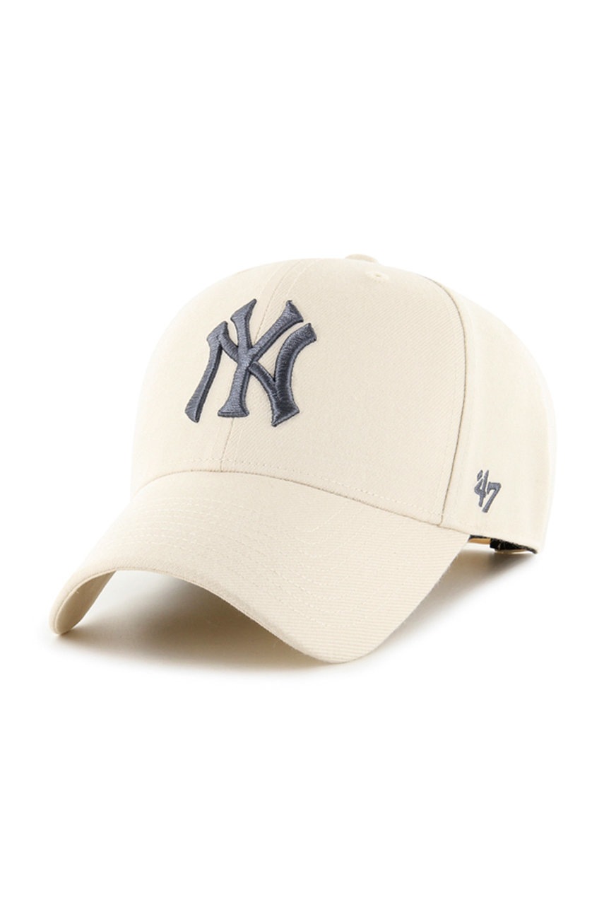 

Шапка 47brand New York Yankees в розово с апликация, Розов