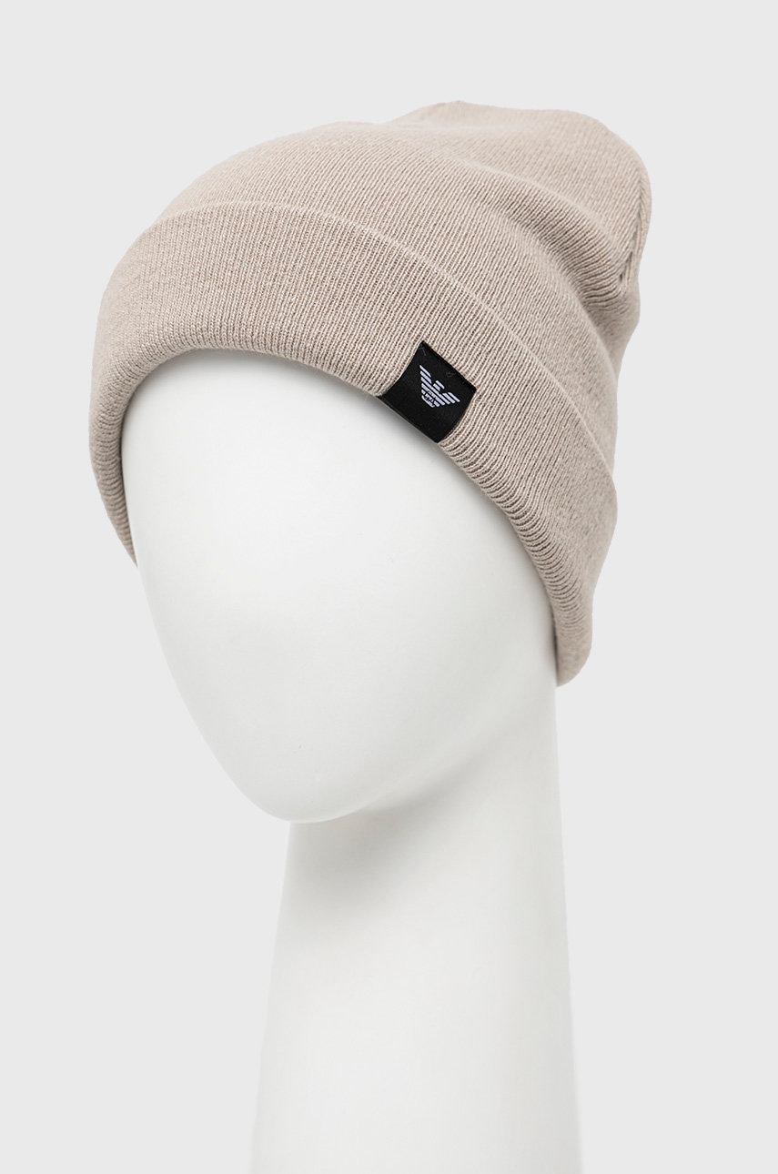 

Шапка Emporio Armani цвет бежевый