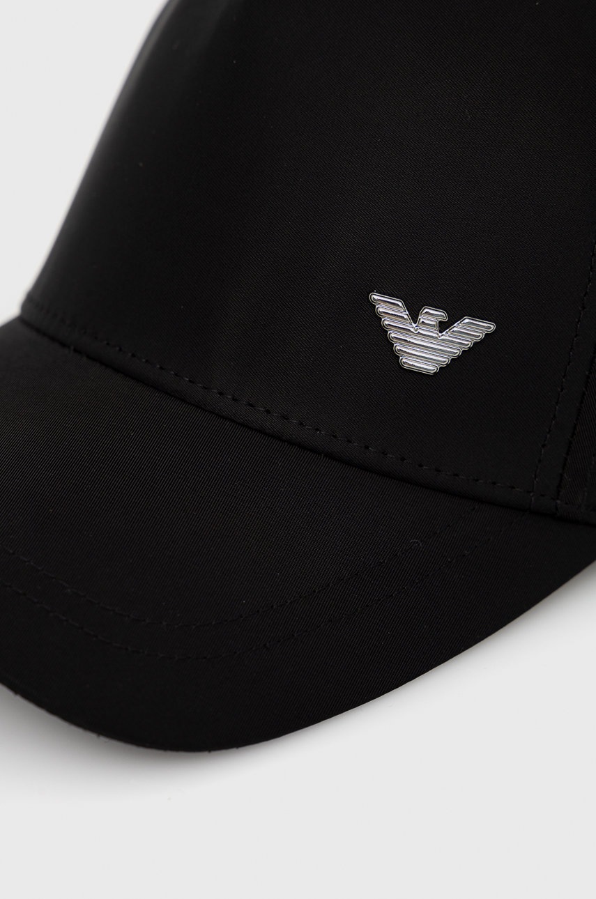 

Шапка Emporio Armani цвет чёрный гладкая