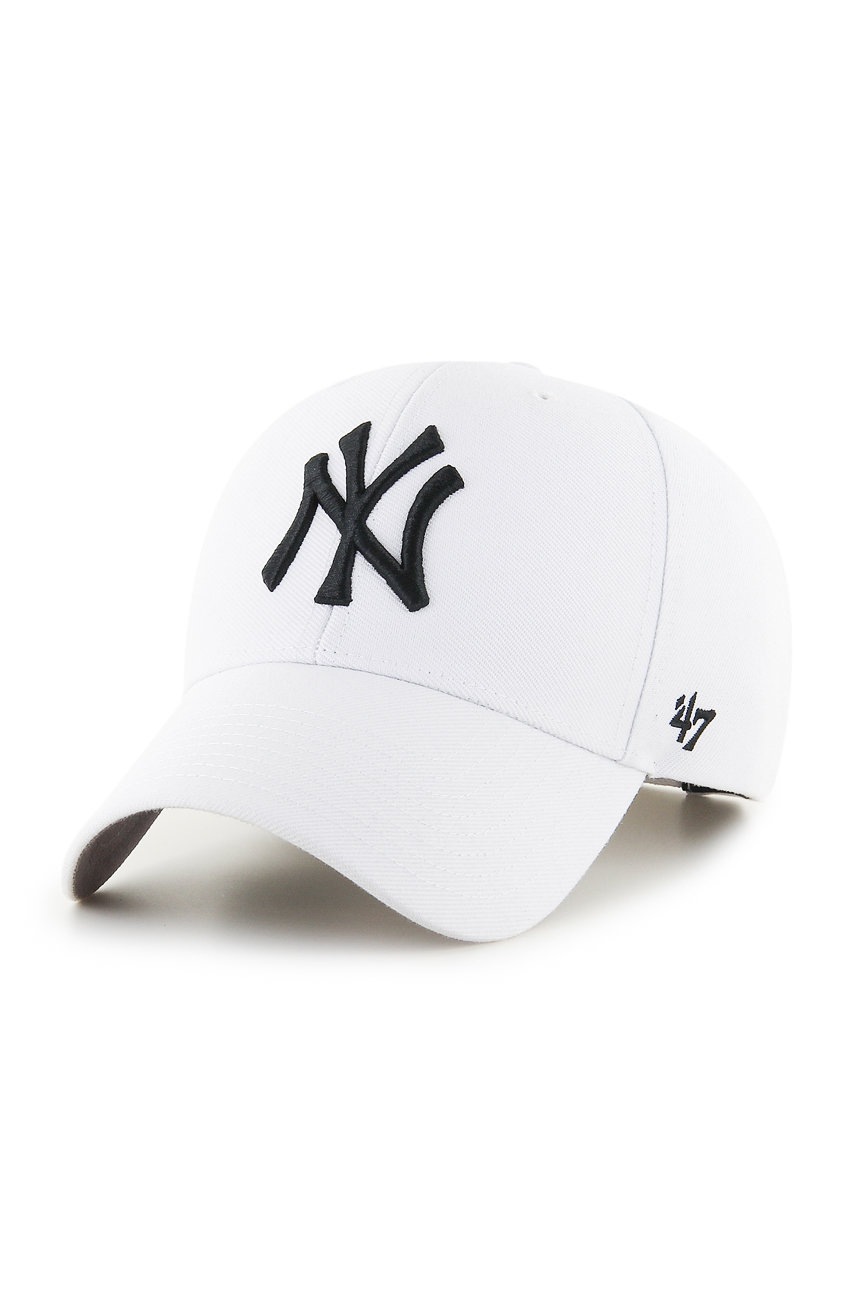 47brand șapcă MLB New York Yankees culoarea alb, cu imprimeu B-MVP17WBV-WHF