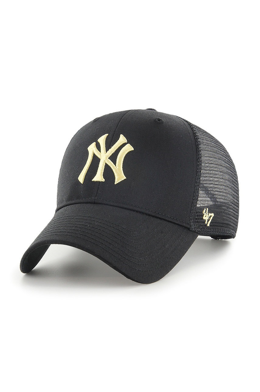 

Шапка 47brand New York Yankees в черно с апликация, Черен
