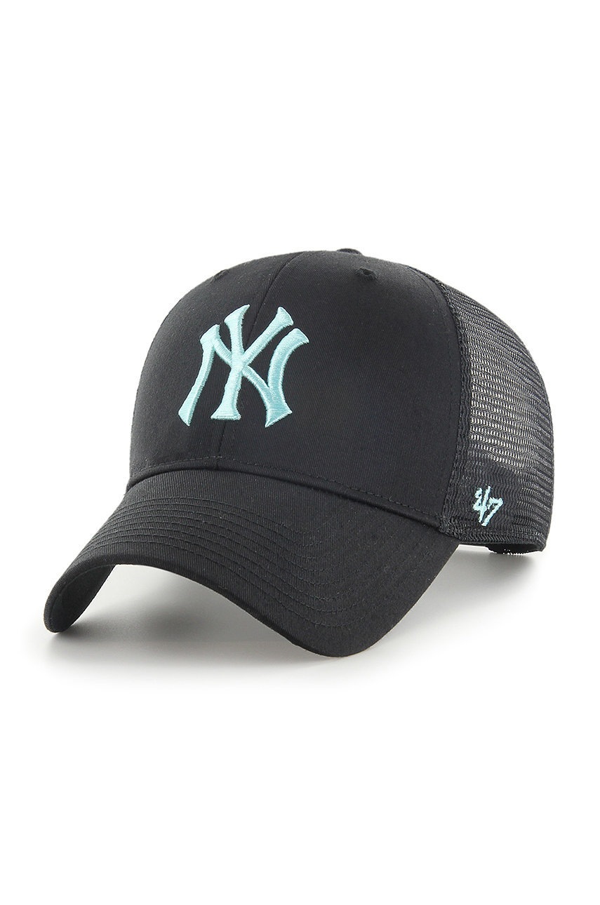 

Шапка 47brand New York Yankees в черно с апликация, Черен