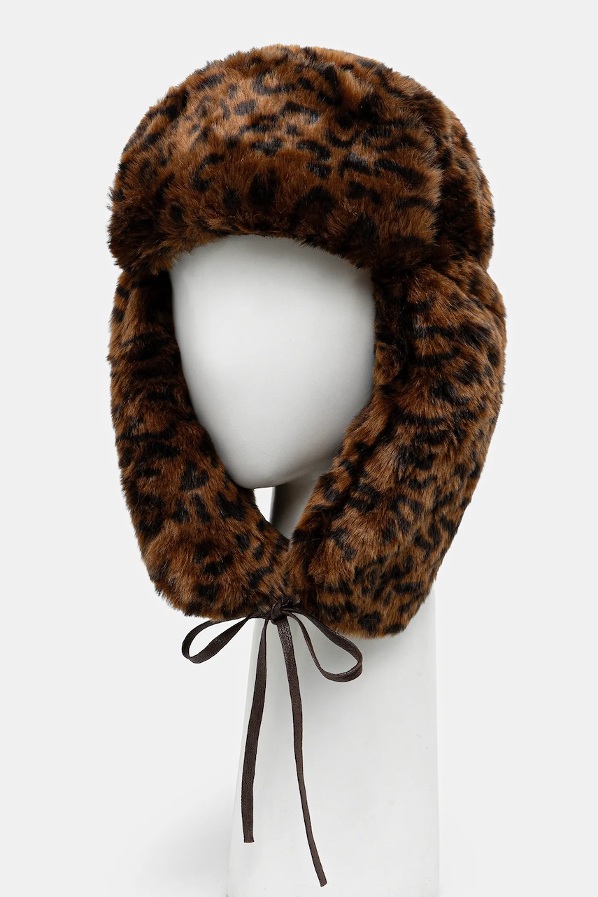 Kangol căciulă Leopard Trapper culoarea maro, din tricot gros K4266ST.LEOPARD-LEOPARD