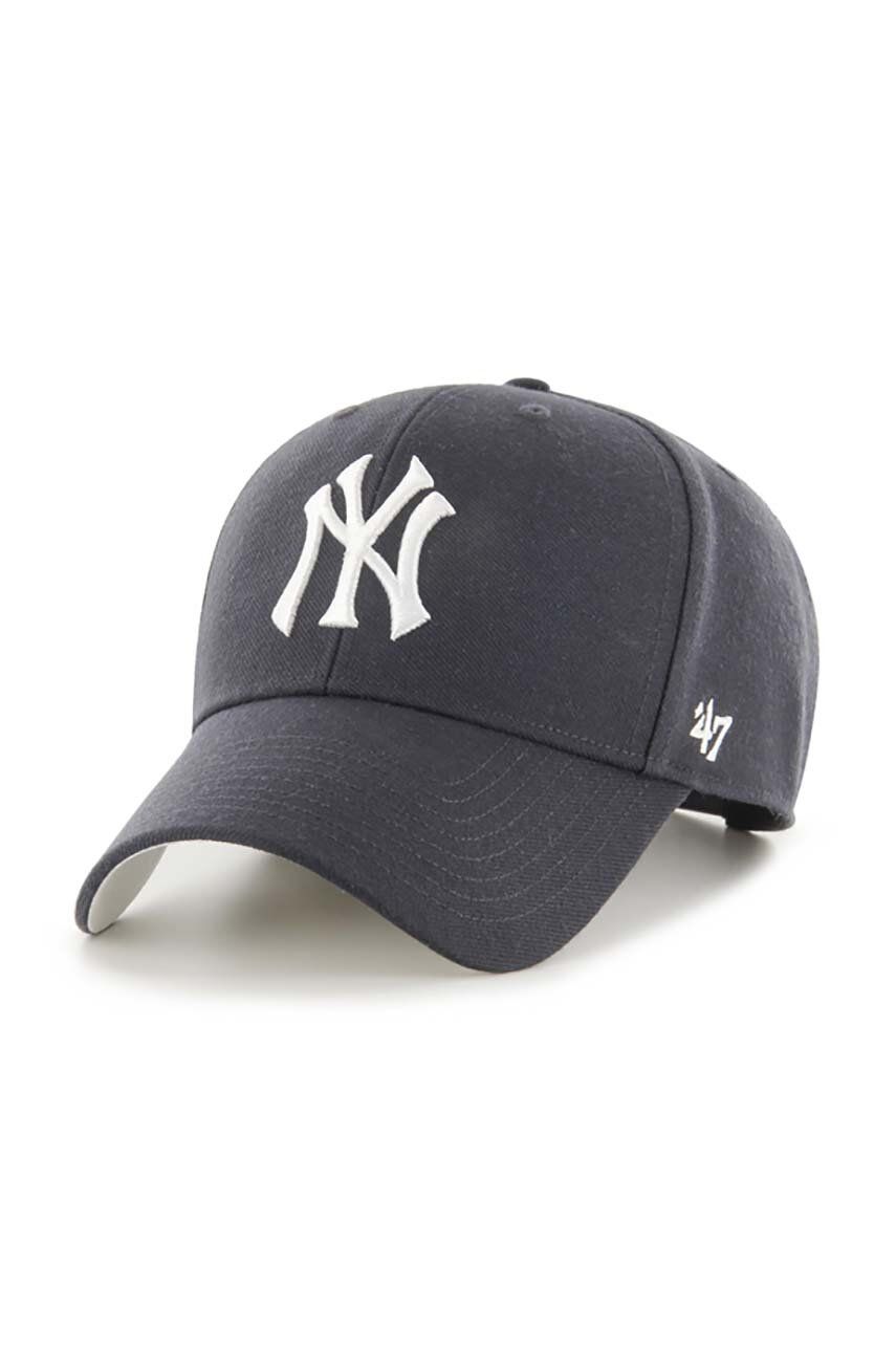 Levně Kšiltovka 47brand MLB New York Yankees tmavomodrá barva, s aplikací