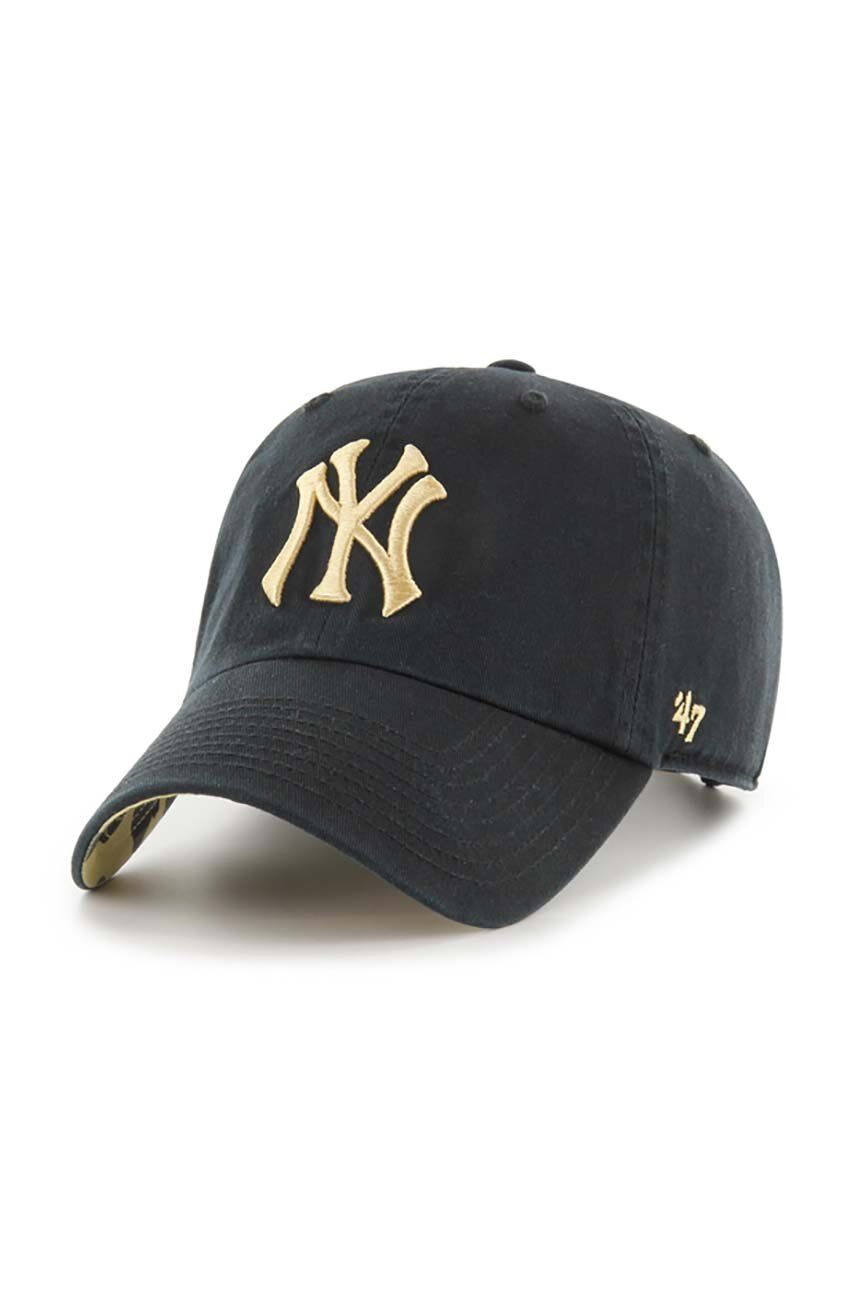 E-shop Bavlněná baseballová čepice 47brand MLB New York Yankees černá barva, s aplikací