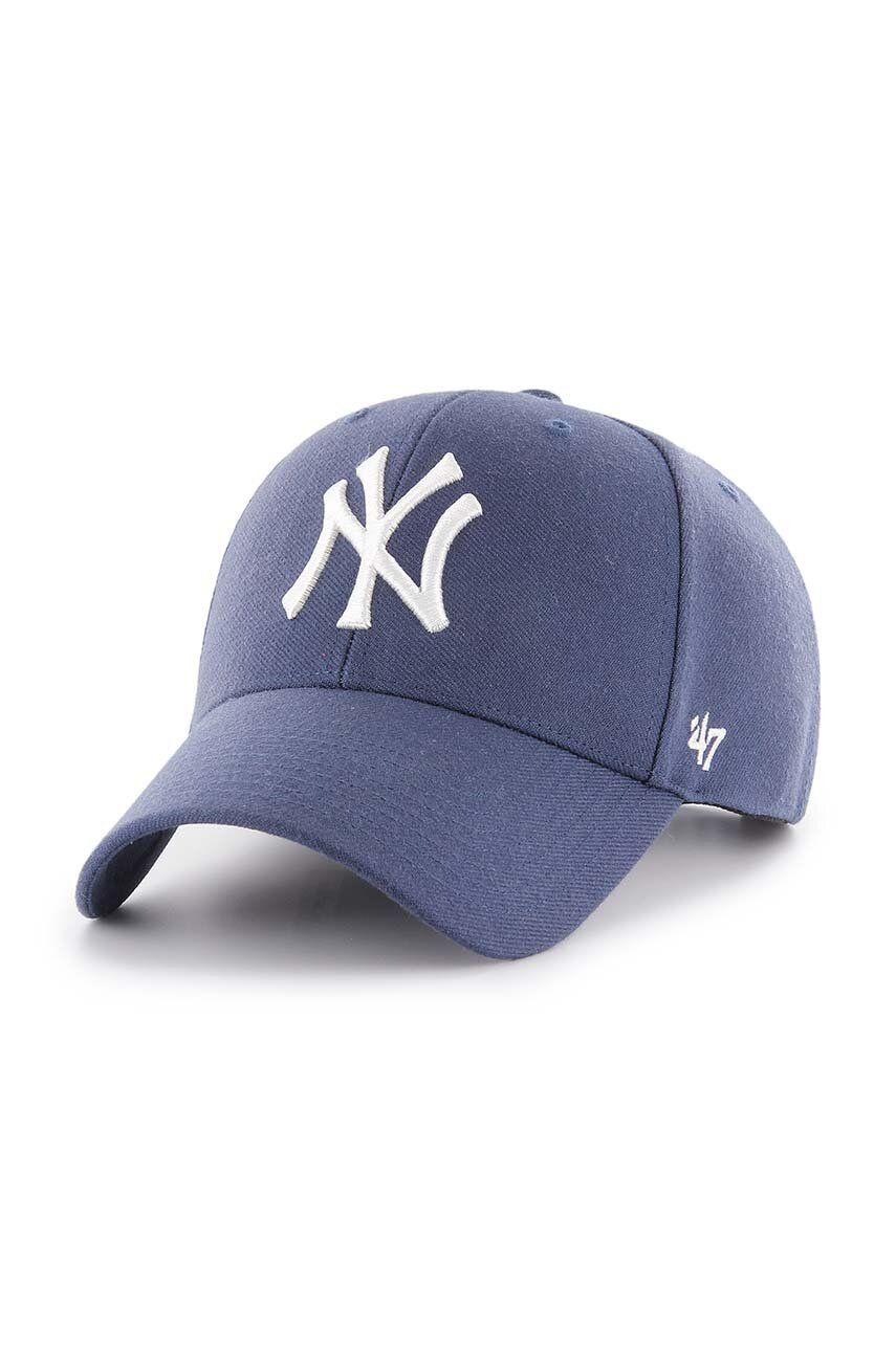Čepice s vlněnou směsí 47brand MLB New York Yankees fialová barva, s aplikací - fialová - 85 % Akryl