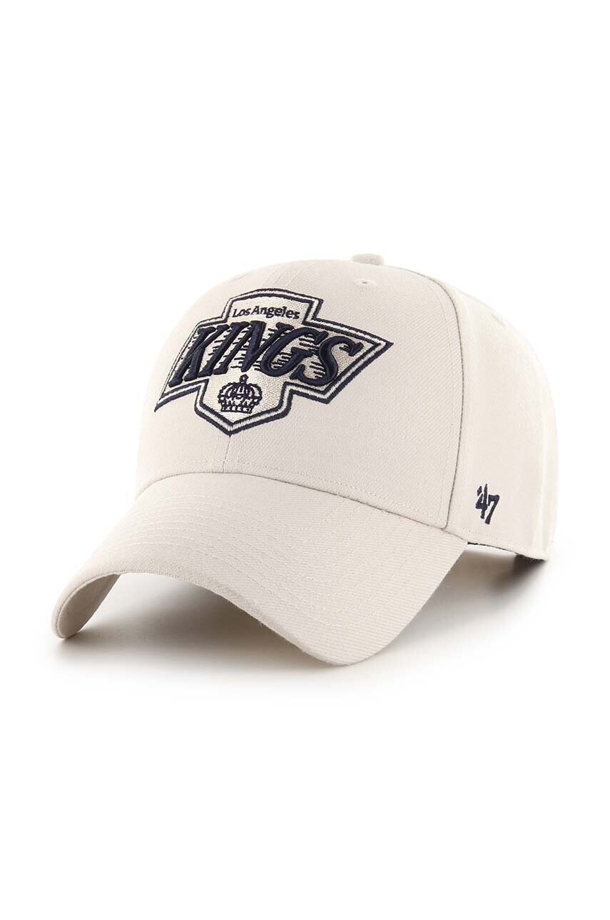 47 brand sapca NHL LA Kings culoarea bej, cu imprimeu, HVIN-MVPSP08WBP-BN88