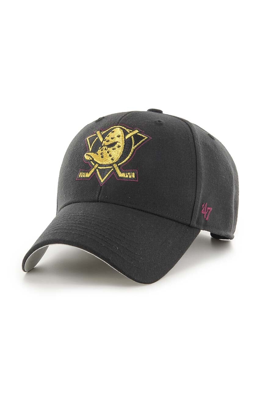 47 brand șapcă din amestec de lână NHL Anaheim Ducks culoarea negru, cu imprimeu, H-MTLCS25WBP-BKB 47 brand șapcă din amestec de lână NHL Anaheim Ducks culoarea negru, cu imprimeu, H-MTLCS25WBP-BKB