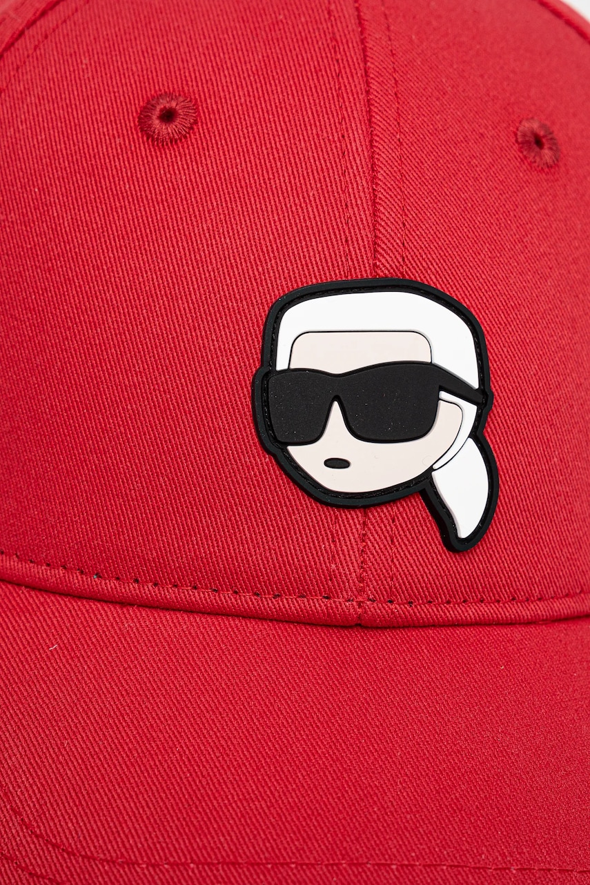Хлопковая кепка Karl Lagerfeld цвет красный с аппликацией A1W33037 Хлопковая кепка Karl Lagerfeld цвет красный с аппликацией A1W33037