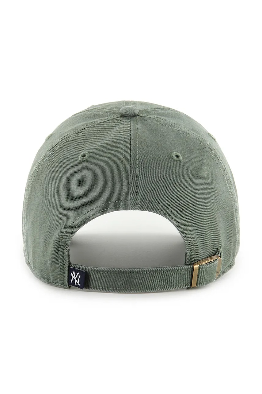 Хлопковая кепка 47 brand MLB New York Yankees цвет коричневый однотонная B-RGW17GWS-MSG Хлопковая кепка 47 brand MLB New York Yankees цвет коричневый однотонная B-RGW17GWS-MSG