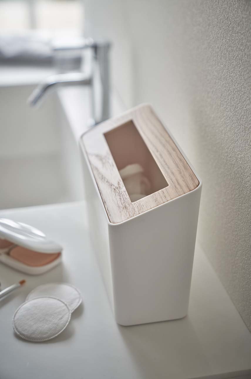 Κάδος σκουπιδιών Yamazaki Rin φωτογραφία