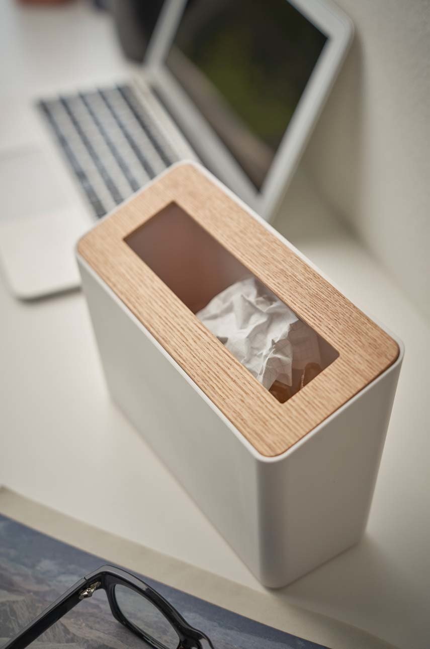 Κάδος σκουπιδιών Yamazaki Rin φωτογραφία