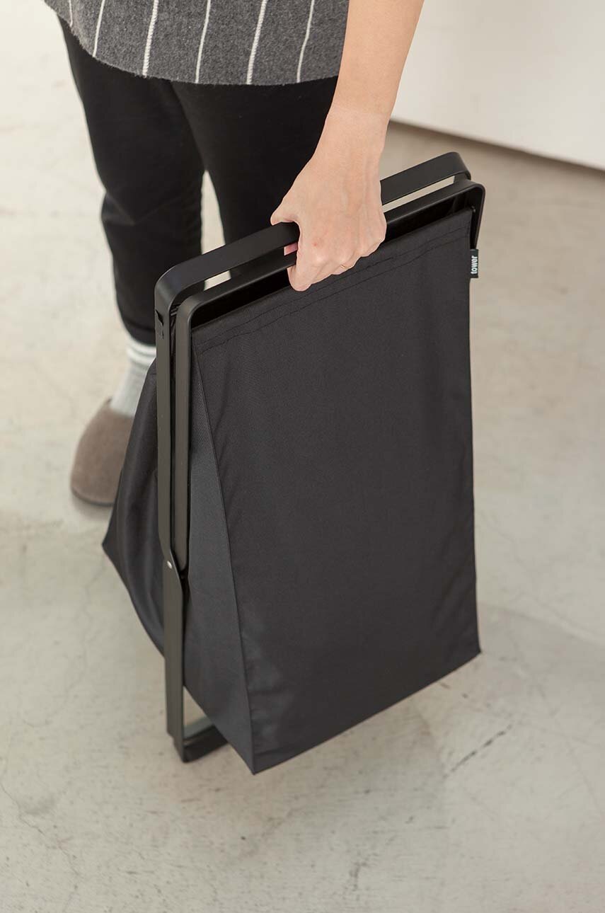 Καλάθι άπλυτων Yamazaki Tower φωτογραφία