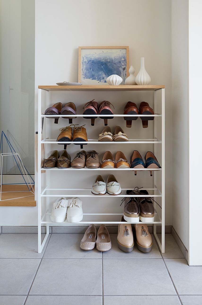 Ράφι παπουτσιών Yamazaki Tower φωτογραφία